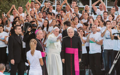 Papa Francesco incontra i giovani a Cagliari